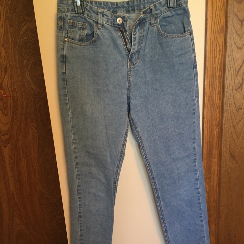 High-waisted Mom Jeans